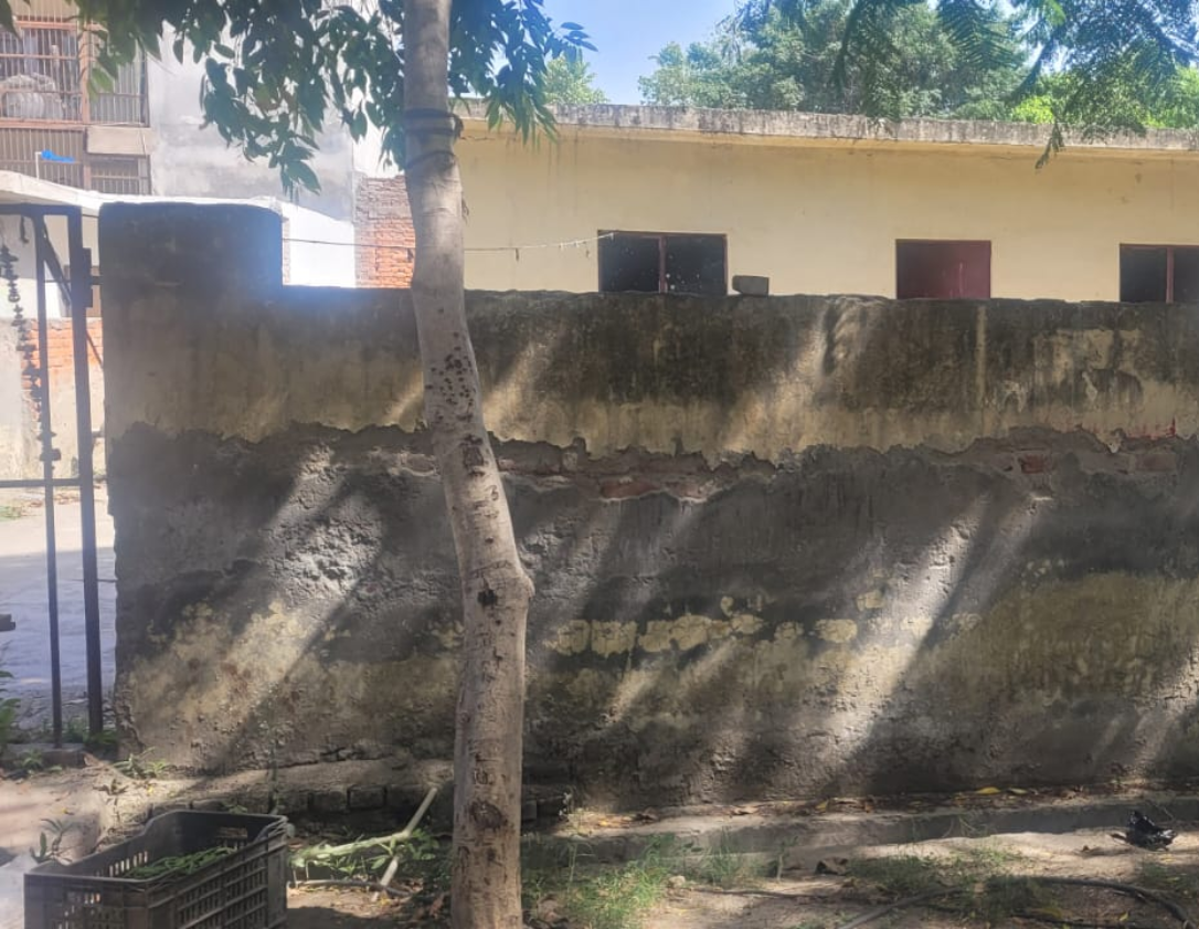 Corner Plot Sale in Sector 70 Noida